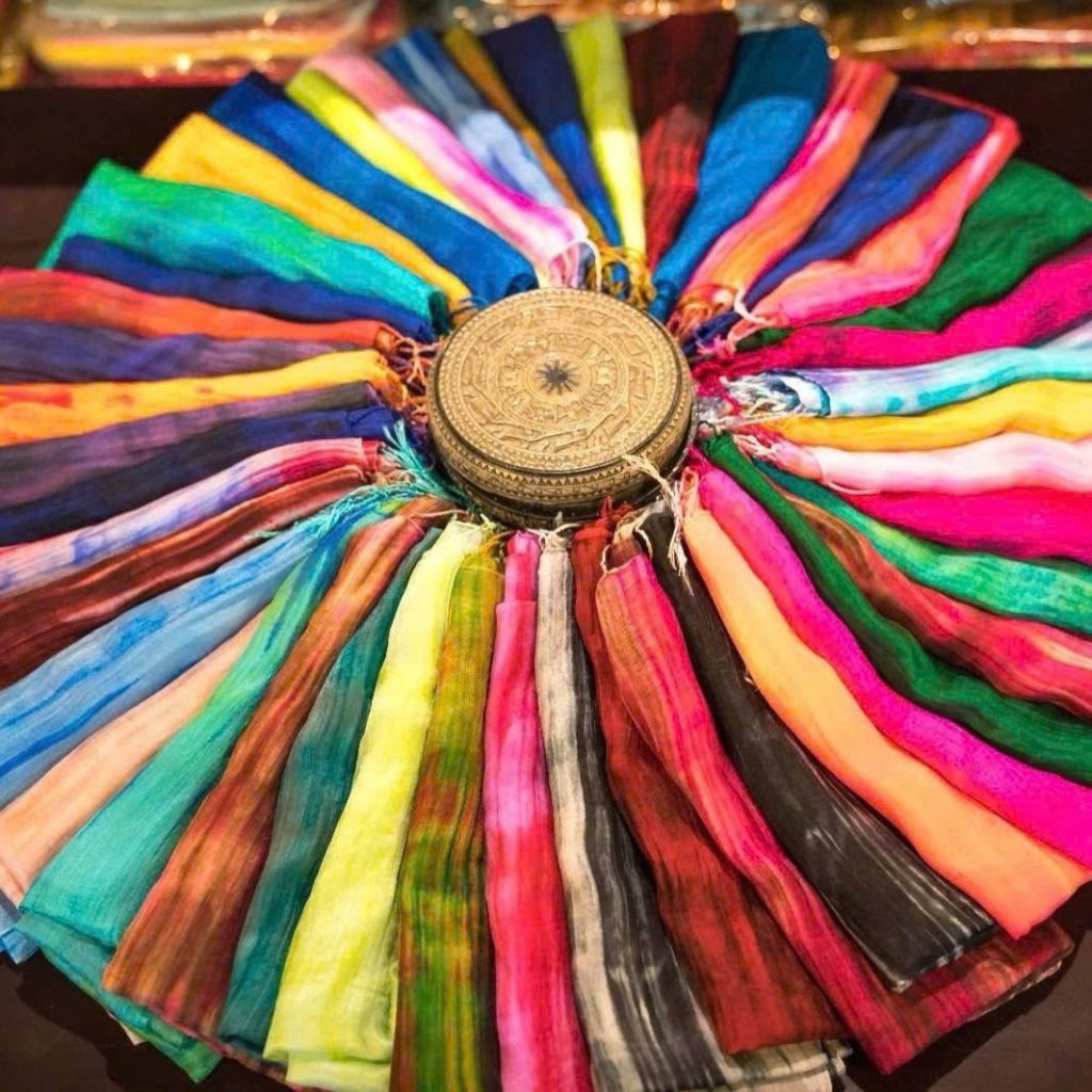 lich su va truyen thong khan lua Viet